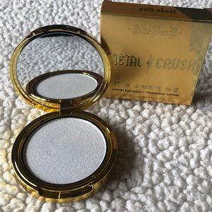 KAT VON D METAL CRUSH EXTREME HIGHLIGHTER
